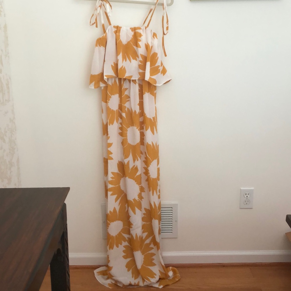 Judith March x Champagne and Chanel maxi